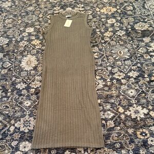 Universal Thread Olive Ribbed Maxi Dress